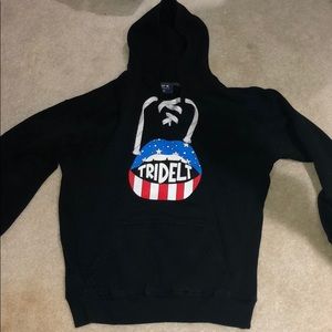 TRI DELTA HOODIE 💙💛